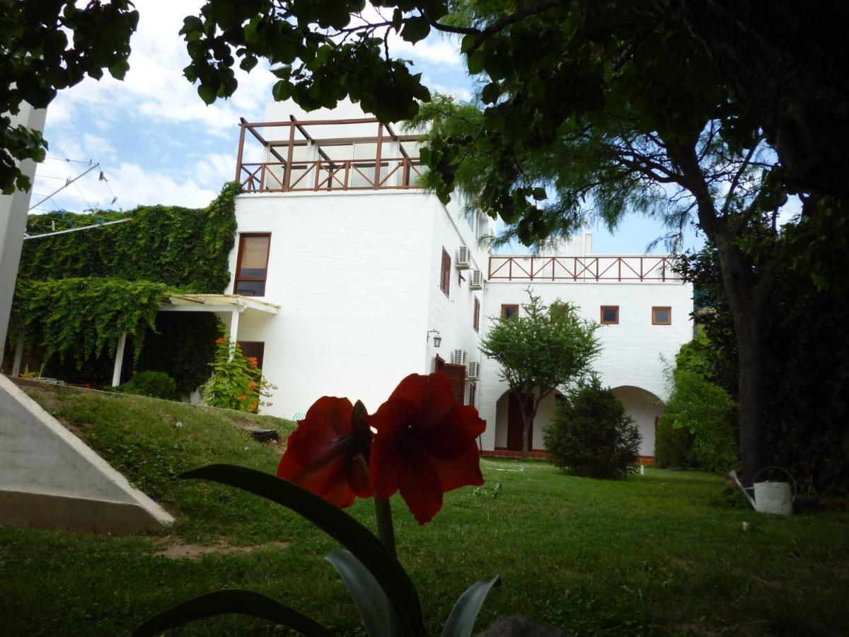 Hotel Casa De Piedra Mina Clavero Esterno foto